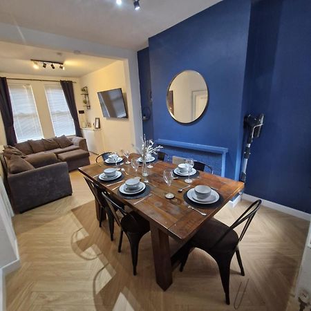 Вилла 4Br House Popular Ravenhill Road Белфаст Экстерьер фото