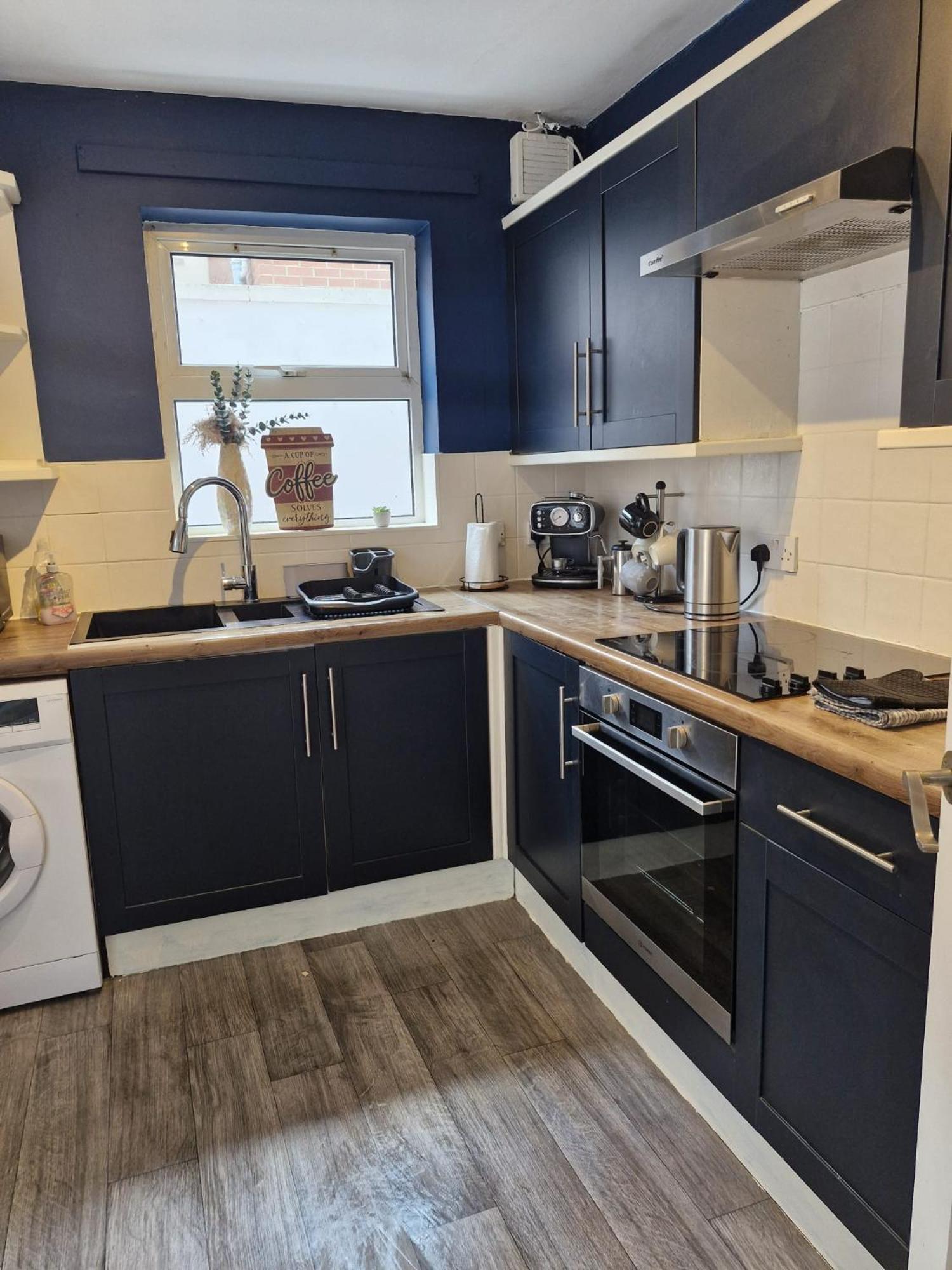 Вилла 4Br House Popular Ravenhill Road Белфаст Экстерьер фото